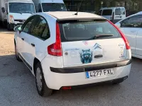 Usado Citroën C4 90 CV (66 kW) 2007 Blanco Berlina
