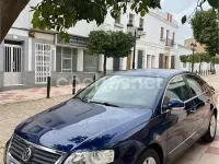 Usado VW Passat Highline 140 CV (102 kW) 2007 Azul Berlina