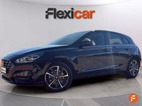 Usado Hyundai i30 120 CV (88 kW) 2022 Negro