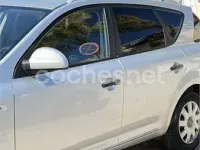 Usado Kia Ceed 122 CV (89 kW) 2008 Gris / plata Utilitario