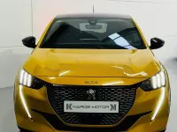 Usado Peugeot 208 GT 100 CV (73 kW) 2021 Amarillo Utilitario