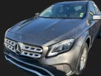 Usado Mercedes GLA200 Style 136 CV (100 kW) 2016 Gris SUV