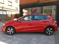 Usado Nissan Pulsar Tekna 115 CV (84 kW) 2016 Rojo Utilitario