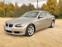 Usado BMW 330 Cabriolet 272 CV (200 kW) 2007 Gris / plata Descapotable
