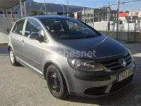 Usado VW Golf IV 75 CV (55 kW) 2005 Gris / plata Berlina