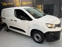 Usado Peugeot Partner Premium 98 CV (72 kW) 2022 Blanco Monovolumen