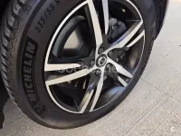 Usado Volvo XC60 R-Design 197 CV (144 kW) 2021 Azul SUV