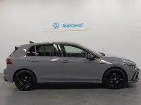 Usado VW Golf VIII GTI 245 CV (180 kW) 2023 Gris / plata Berlina