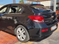 Usado Chevrolet Cruze LTZ 141 CV (103 kW) 2014 Negro Berlina