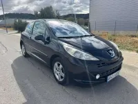 Usado Peugeot 207 69 CV (50 kW) 2009 Negro Utilitario