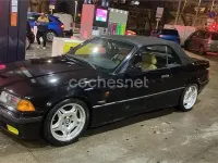 Usado BMW 318 Cabriolet 115 CV (84 kW) 1993 Negro Descapotable