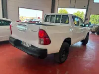 Usado Toyota HiLux 150 CV (110 kW) 2022 Blanco Pickup/Camioneta