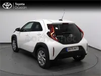 Usado Toyota Aygo X Play 72 CV (52 kW) 2025 Blanco SUV