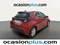 Usado Toyota Yaris Edition 125 CV (91 kW) 2024 Rojo Utilitario
