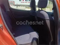 Usado Peugeot 206 75 CV (55 kW) 2001 Naranja Berlina