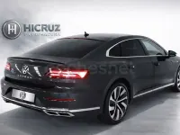 Usado VW Arteon R-line 150 CV (110 kW) 2023 Gris / plata Berlina