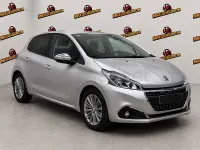 Usado Peugeot 208 Access 82 CV (60 kW) 2016 Gris / plata Utilitario