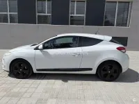 Usado Renault Mégane Dynamique 180 CV (132 kW) 2010 Blanco Berlina