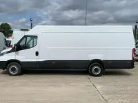 Usado Iveco Daily 136 CV (100 kW) 2022 Blanco Van