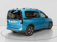 Usado Ford Tourneo Connect Active 122 CV (89 kW) 2024 Azul Monovolumen