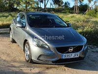 Usado Volvo V40 Kinetic 120 CV (88 kW) 2015 Gris / plata Berlina