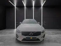 Usado Volvo XC60 Momentum 197 CV (144 kW) 2021 Blanco SUV