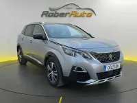 Usado Peugeot 5008 GT-line 130 CV (95 kW) 2018 Gris / plata SUV