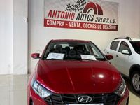Usado Hyundai i20 84 CV (61 kW) 2021 Rojo Utilitario