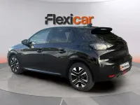 Usado Peugeot 208 Allure 101 CV (74 kW) 2025 Negro Utilitario