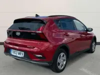 Usado Hyundai Bayon 101 CV (74 kW) 2024 Rojo SUV
