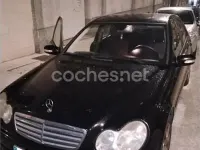 Usado Mercedes C200 Elegance 116 CV (85 kW) 2004 Negro Berlina