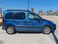 Usado Citroën e-Berlingo Live 99 CV (72 kW) 2017 Azul Van