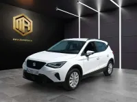 Usado Seat Arona Style Plus 110 CV (80 kW) 2022 Blanco SUV