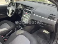 Usado Fiat Linea Active 90 CV (66 kW) 2007 Negro Berlina