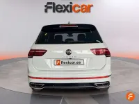 Usado VW Tiguan R-line 150 CV (110 kW) 2024 Blanco SUV