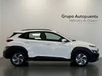 Usado Hyundai Kona 140 CV (102 kW) 2022 Blanco SUV