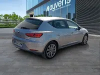 Usado Seat Leon XCELLENCE 130 CV (95 kW) 2020 Gris / plata Berlina