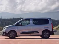 Usado Citroën Berlingo 100 CV (73 kW) 2024 Gris / plata Monovolumen