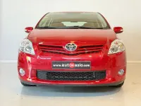 Usado Toyota Auris Active 132 CV (97 kW) 2012 Rojo Berlina