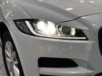 Usado Jaguar F-Pace Prestige 180 CV (132 kW) 2017 Blanco SUV