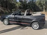 Usado VW Golf Cabriolet 75 CV (55 kW) 1996 Negro Descapotable