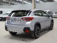 Usado Subaru XV Sport 114 CV (83 kW) 2022 Gris / plata SUV