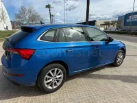 Usado Skoda Scala Ambition 110 CV (80 kW) 2021 Azul Utilitario