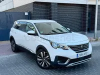Usado Peugeot 5008 Allure 130 CV (95 kW) 2018 Blanco SUV