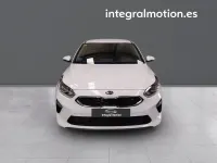 Usado Kia Ceed 136 CV (100 kW) 2020 Blanco Utilitario