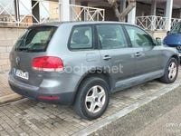 Usado VW Touareg 220 CV (161 kW) 2003 Gris / plata SUV