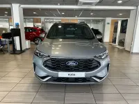 Nuevo Ford Kuga ST-Line X 243 CV (178 kW) 2026 Verde SUV