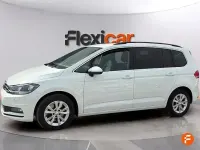 Usado VW Touran Advance 115 CV (84 kW) 2019 Blanco Monovolumen