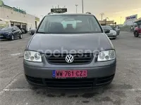 Usado VW Touran Conceptline 105 CV (77 kW) 2006 Gris / plata Monovolumen