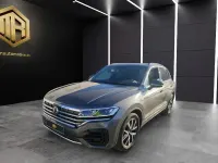 Usado VW Touareg R-line 286 CV (210 kW) 2023 Gris metalizado SUV